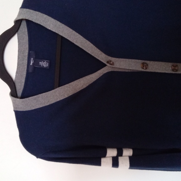 GAP Kids Cotton Collegiate Button Up Cardigan - Picture 3 of 9